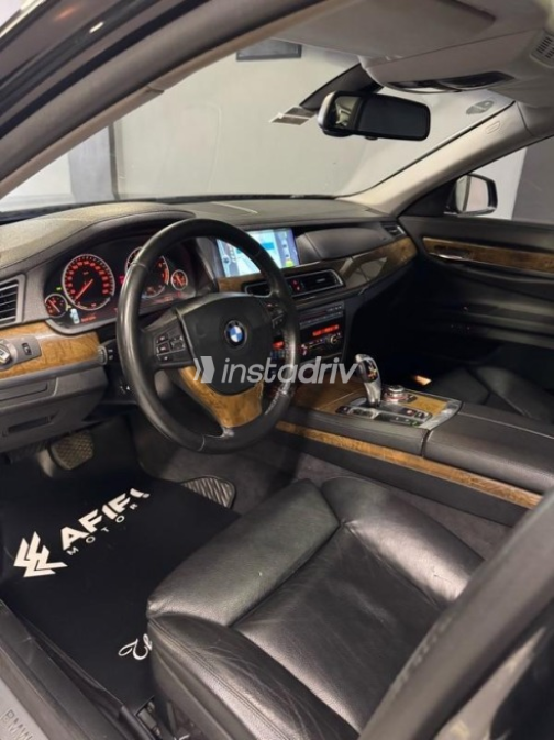 BMW 750 2011 Black Automatic Used for Sale in Cairo - 5