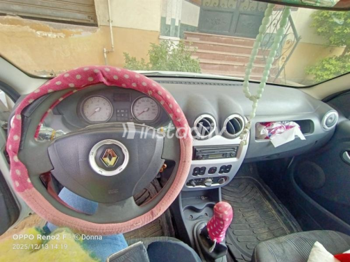Renault Sandero 2011 White Automatic Used for Sale in Beni Suef - 5