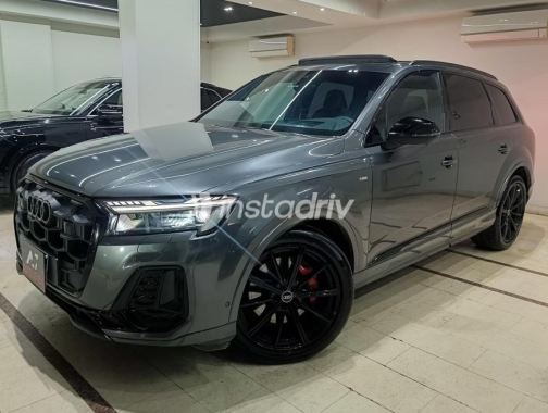 Audi Q7 2025 Gray Automatic Used for Sale in Heliopolis - 3