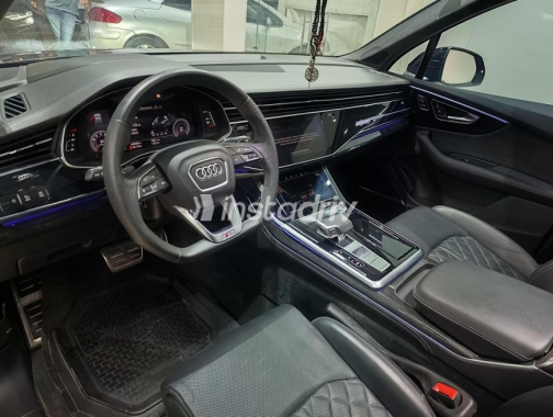 Audi Q7 2025 Gray Automatic Used for Sale in Heliopolis - 7