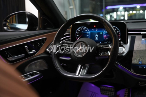 مرسيدس E 200 2024 أسود أوتوماتيك مستعملة للبيع في مدينة الشيخ زايد - 10