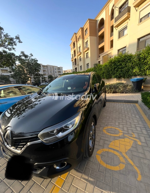 Renault Kadjar 2019 Black Automatic Used for Sale in Greater Cairo ( Cairo + Giza) - 10