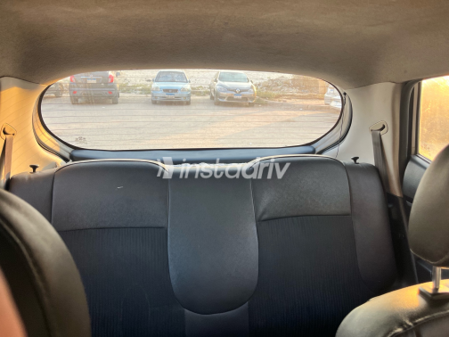 Kia Picanto 2011 Gold Manual Used for Sale in Greater Cairo ( Cairo + Giza) - 3