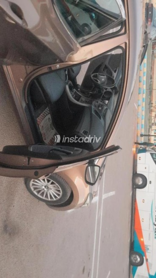 هيونداي إلنترا ام دى 2016 برونزي أوتوماتيك مستعملة للبيع في مصر الجديدة - 9