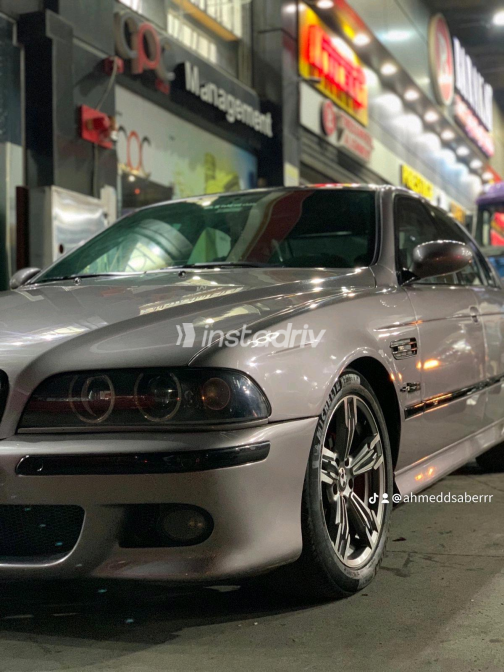 BMW 523 1999 Silver Automatic Used for Sale in Greater Cairo ( Cairo + Giza) - 2