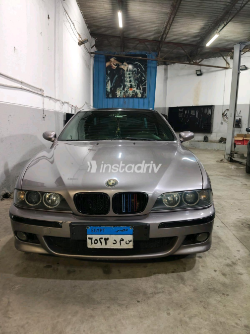 BMW 523 1999 Silver Automatic Used for Sale in Greater Cairo ( Cairo + Giza) - 3