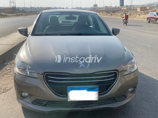 Peugeot 301 2015 Champagne Automatic Used for Sale in Greater Cairo ( Cairo + Giza) - 3