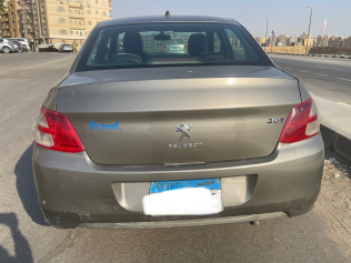 بيجو 301 2015 شامبين أوتوماتيك مستعملة للبيع في القاهرة الكبرى ( القاهرة - الجيزة)