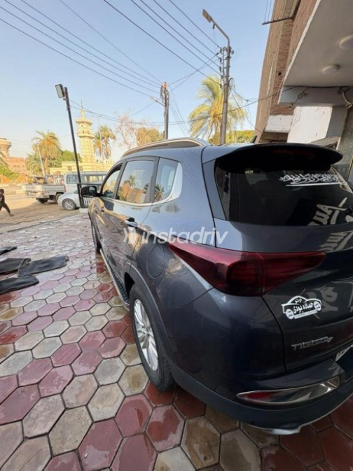 شيرى تيجو 7 2023 رمادي أوتوماتيك مستعملة للبيع في أسيوط - 6