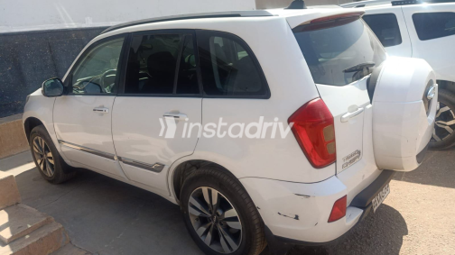 Chery Tiggo 3 2020 White Automatic Used for Sale in Greater Cairo ( Cairo + Giza) - 3