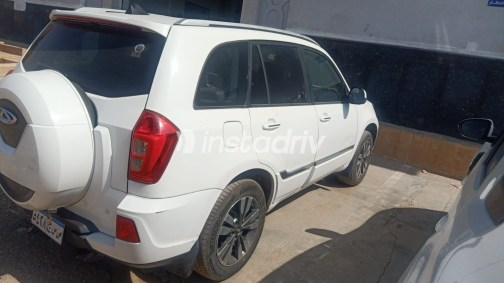 Chery Tiggo 3 2020 White Automatic Used for Sale in Greater Cairo ( Cairo + Giza) - 5