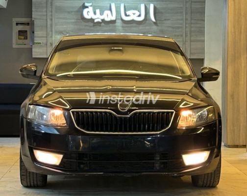 Skoda Octavia 2015 Black Automatic Used for Sale in Cairo - 8