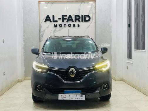 Renault Kadjar 2019 Dark Blue Automatic Used for Sale in Alexandria - 2
