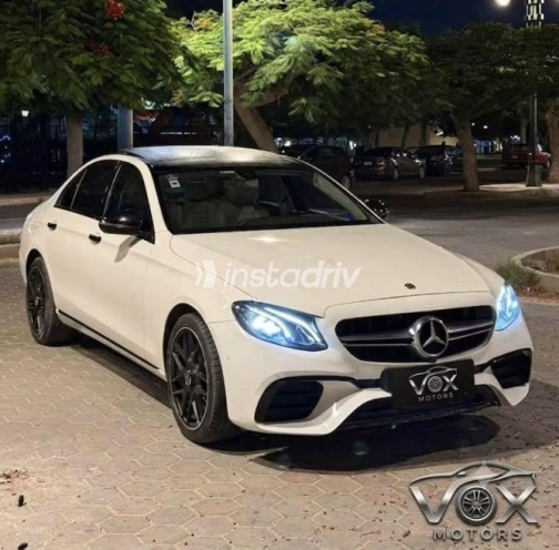 Mercedes E 200 2017 White Automatic Used for Sale in Sheikh Zayed City - 2