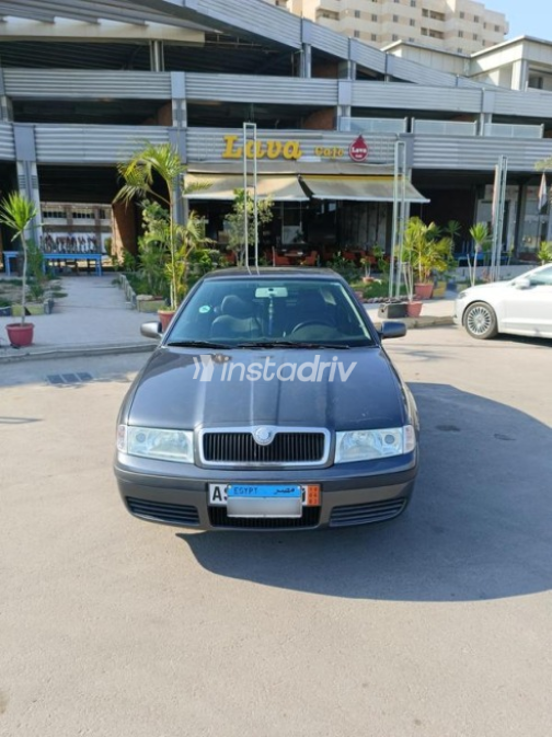 سكودا اوكتافيا A4 2008 بترولي أوتوماتيك مستعملة للبيع في الإسكندرية - 1