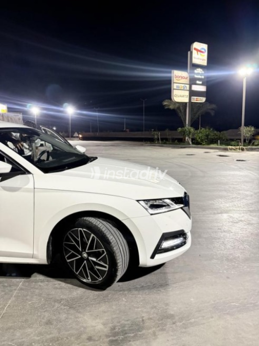 Skoda Octavia 2023 White Automatic Used for Sale in Kafr el-Dawwar - 3