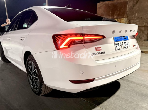 Skoda Octavia 2023 White Automatic Used for Sale in Kafr el-Dawwar - 6