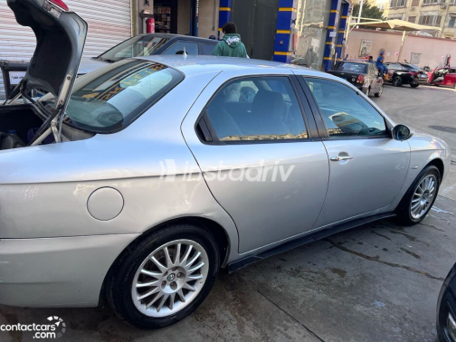 Alfa Romeo 156 2001 Silver Manual Used for Sale in Greater Cairo ( Cairo + Giza) - 4
