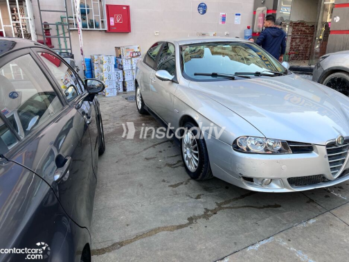 Alfa Romeo 156 2001 Silver Manual Used for Sale in Greater Cairo ( Cairo + Giza) - 6