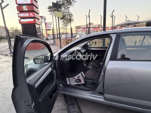 Skoda Octavia A7 2014 Silver Automatic Used for Sale in Ismailia - 6