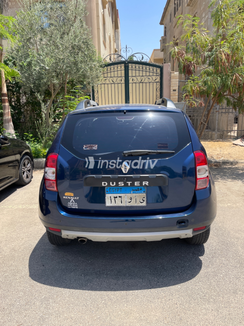 Renault Duster 2018 White Automatic Used for Sale in Greater Cairo ( Cairo + Giza) - 3