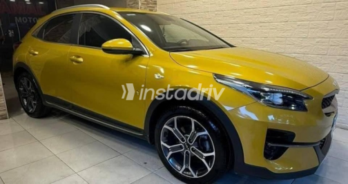 Kia Xceed 2022 Gold Automatic Used for Sale in Cairo - 2