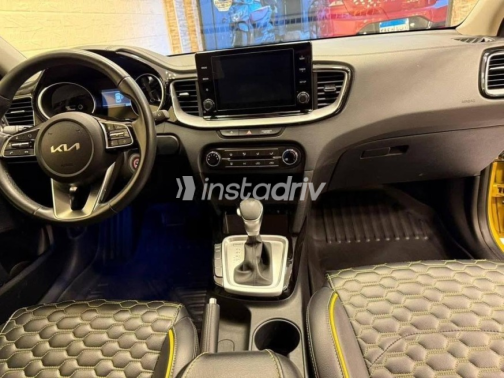 Kia Xceed 2022 Gold Automatic Used for Sale in Cairo - 5