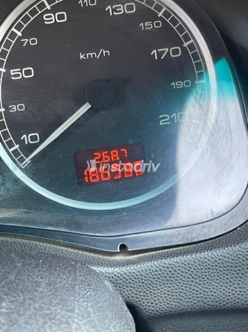 Peugeot 207 SW 2005 Silver Automatic Used for Sale in Cairo - 6