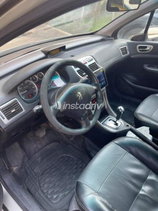 Peugeot 207 SW 2005 Silver Automatic Used for Sale in Cairo - 7