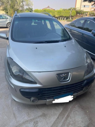 بيجو 207 SW 2005 فضي أوتوماتيك مستعملة للبيع في القاهرة