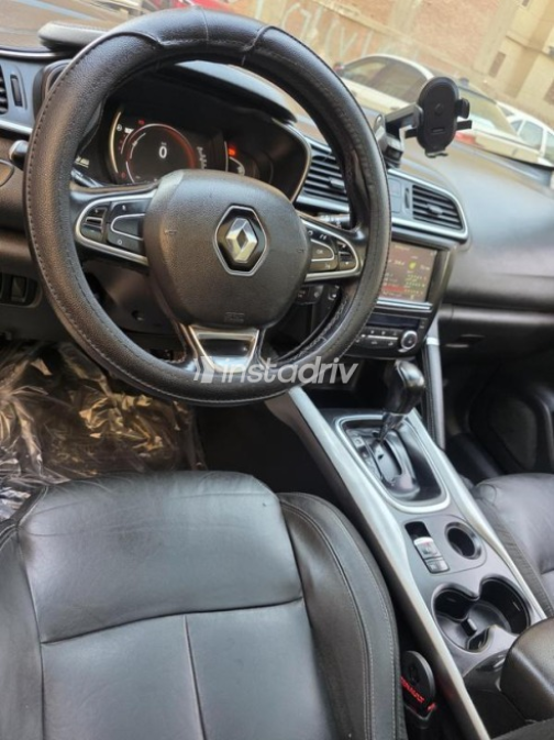 Renault Kadjar 2018 Bronze Automatic Used for Sale in Helwan - 4