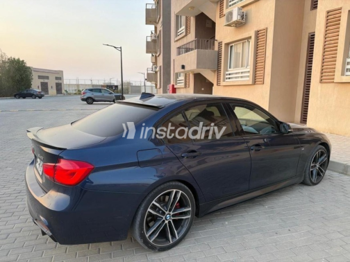 بي ام دبليو 340 2018 أبيض أوتوماتيك مستعملة للبيع في القاهرة الكبرى ( القاهرة - الجيزة) - 4
