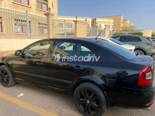 Skoda Octavia 2013 Black Manual Used for Sale in Greater Cairo ( Cairo + Giza) - 3
