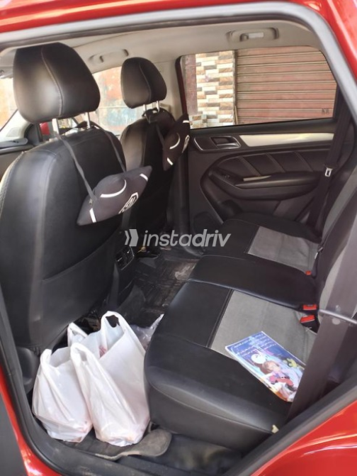 MG Rx5 2021 Dark Red Automatic Used for Sale in El Manial - 4