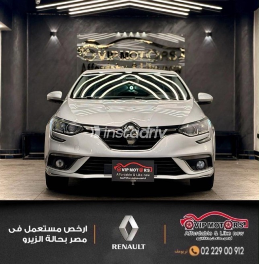 Renault Megane 2018 Silver Automatic Used for Sale in Greater Cairo ( Cairo + Giza) - 1