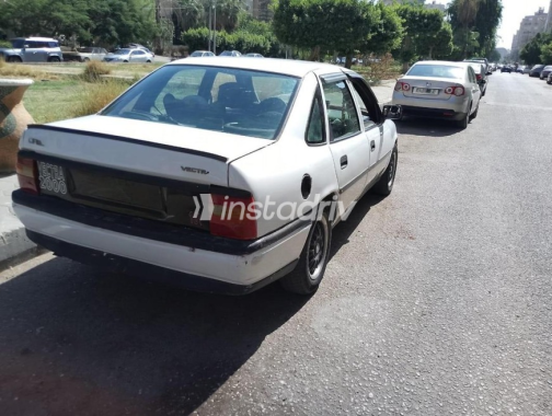 Opel Vectra 1994 White Automatic Used for Sale in 6 October - 6