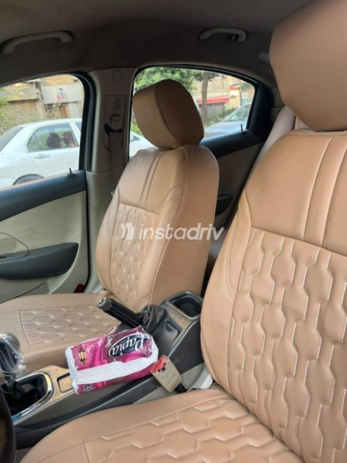 Speranza M11 2010 Silver Automatic Used for Sale in Nasr city - 5