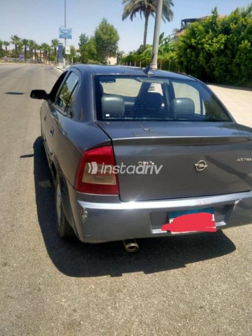 Opel Astra 2005 Dark Gray Automatic Used for Sale in Giza - 4