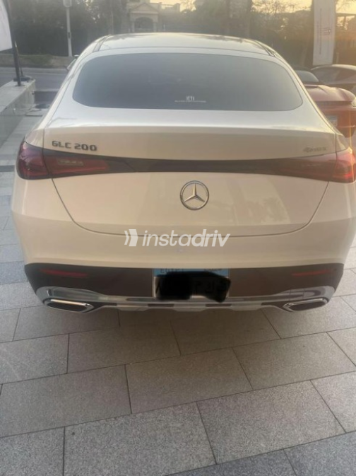 Mercedes GLC 200 2024 White Automatic Used for Sale in Sheikh Zayed City - 3
