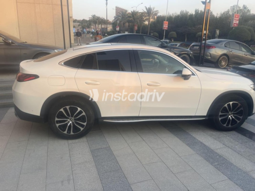 Mercedes GLC 200 2024 White Automatic Used for Sale in Sheikh Zayed City - 4