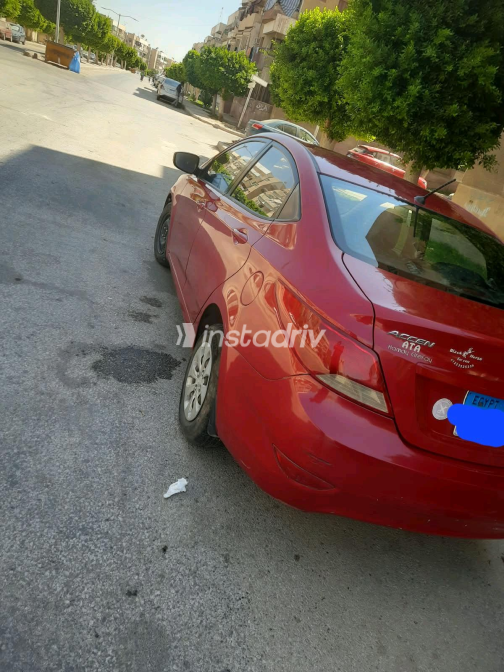 Hyundai Accent RB 2015 Red Automatic Used for Sale in Greater Cairo ( Cairo + Giza) - 1