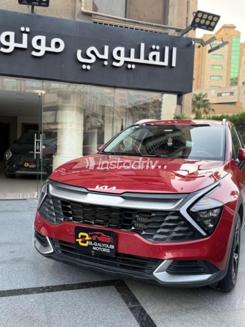 Kia Sportage 2024 Dark Red Automatic Used for Sale in Nasr city - 6