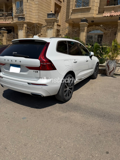 فولفو XC60 2021 أبيض أوتوماتيك مستعملة للبيع في القاهرة الكبرى ( القاهرة - الجيزة) - 6