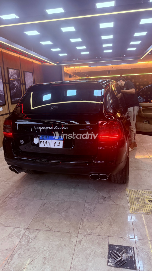 Porsche Cayenne 2005 Black Automatic Used for Sale in Greater Cairo ( Cairo + Giza) - 5