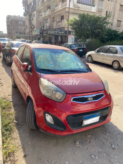 Kia Picanto 2013 Red Automatic Used for Sale in Greater Cairo ( Cairo + Giza) - 2