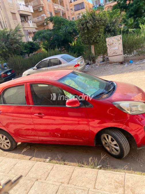 Kia Picanto 2013 Red Automatic Used for Sale in Greater Cairo ( Cairo + Giza) - 6