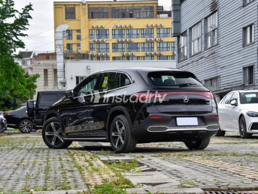 Mercedes 500 2025 Black Automatic Used for Sale in Cairo - 2
