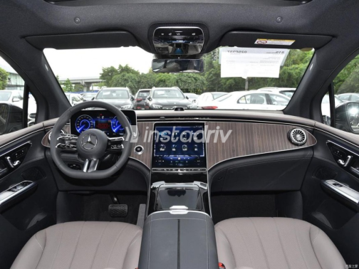 Mercedes 500 2025 Black Automatic Used for Sale in Cairo - 6