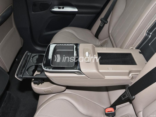 Mercedes 500 2025 Black Automatic Used for Sale in Cairo - 10