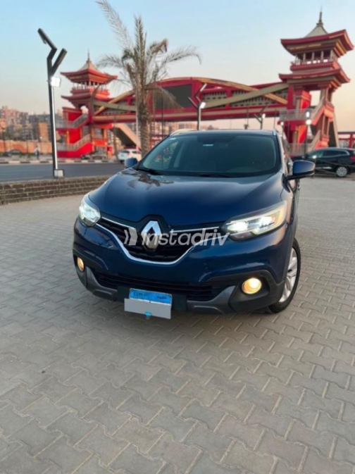 Renault Kadjar 2019 Dark Blue Automatic Used for Sale in Nasr city - 4